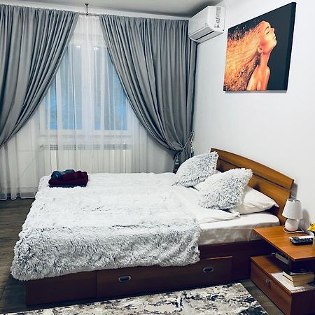 Studio Vio Apartment Tulcea Luaran gambar